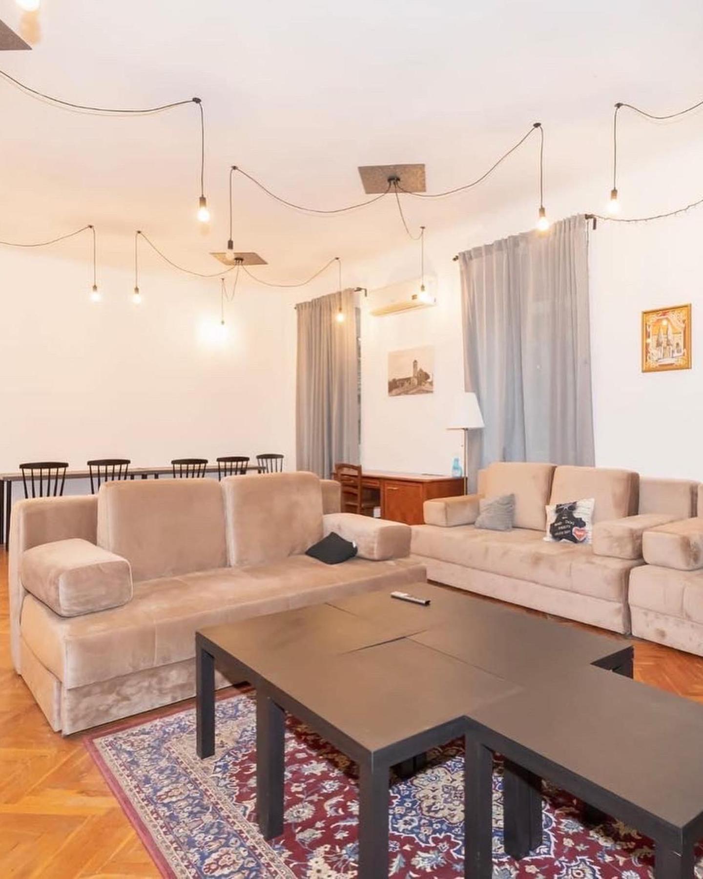 Hostel Old School 里耶卡 外观 照片