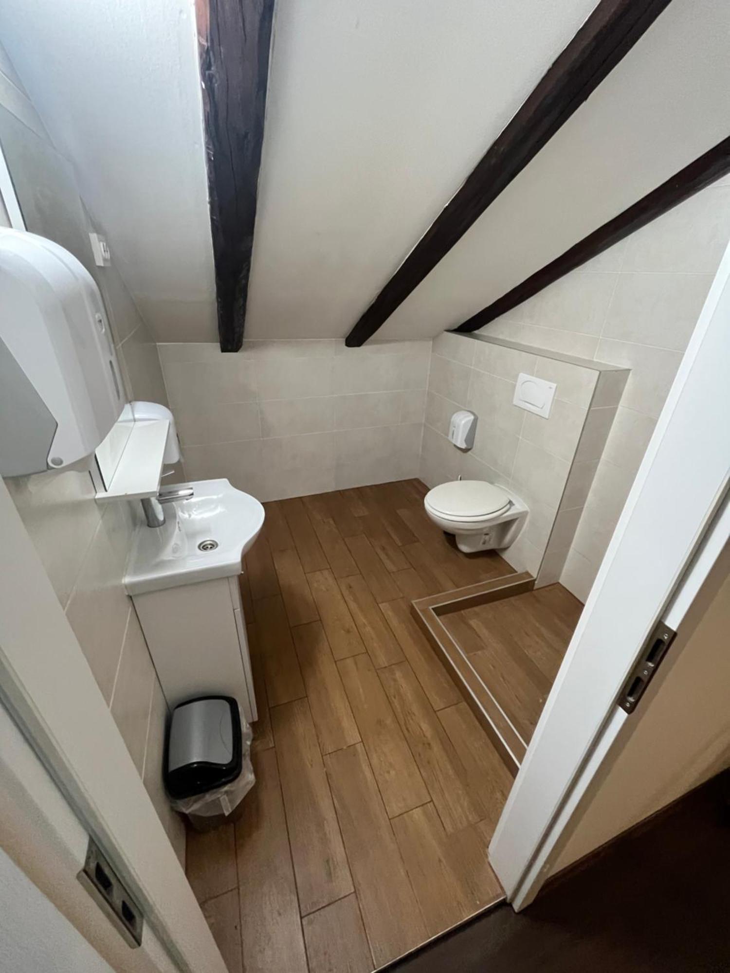 Hostel Old School 里耶卡 外观 照片