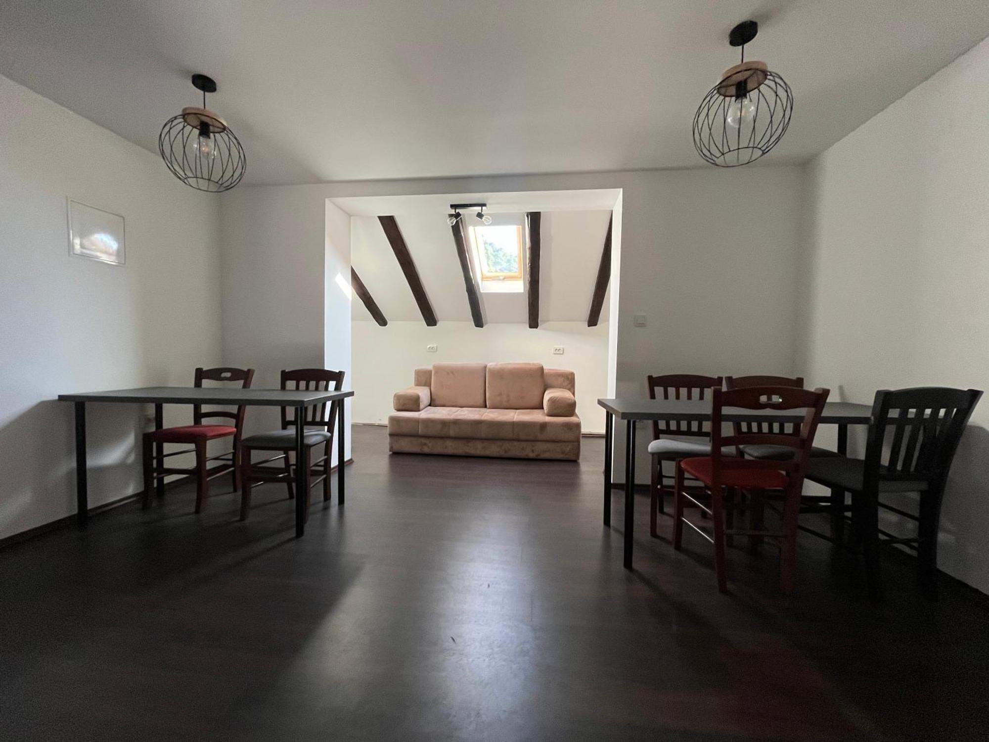 Hostel Old School 里耶卡 外观 照片